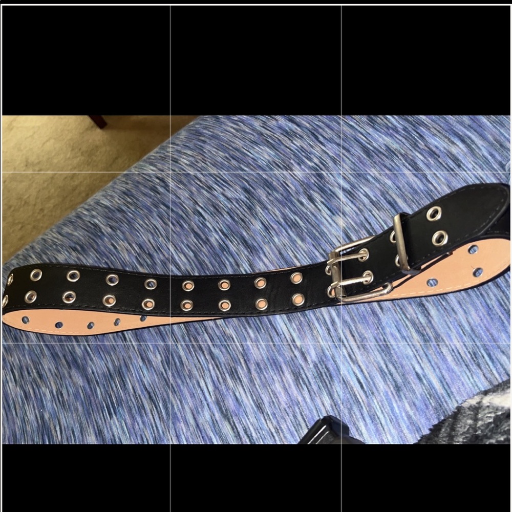 40in. Black belt